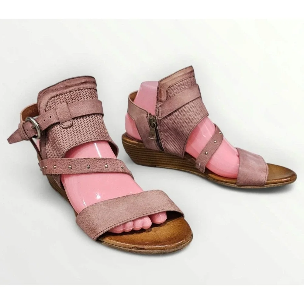 Miz Mooz Farley Rose Pink Leather Studded Wedge Sandals Womens 39 US 8.5-9